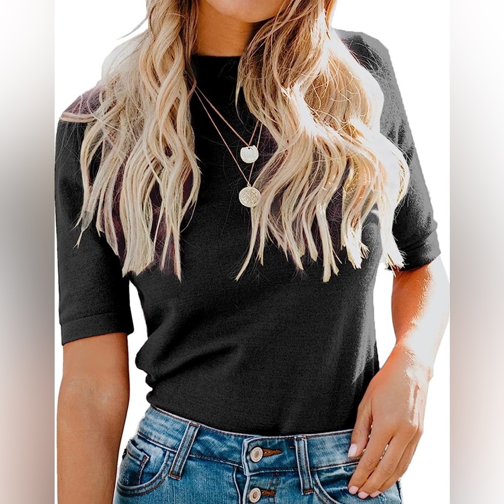 Women’s black short sleeve top. Size large